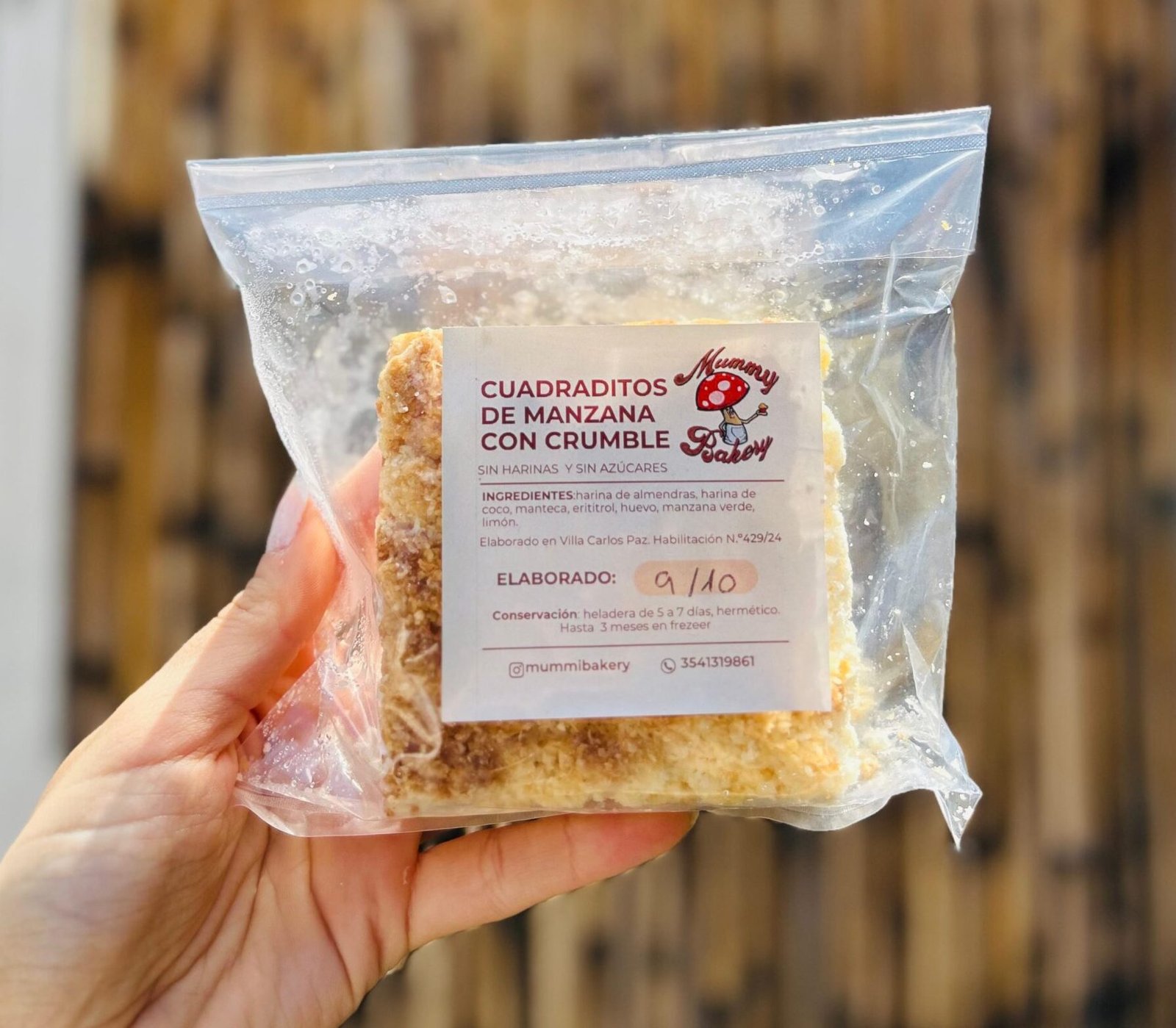 CUADRADITO KETO MANZANA CRUMBLE MUMMY BAKERY