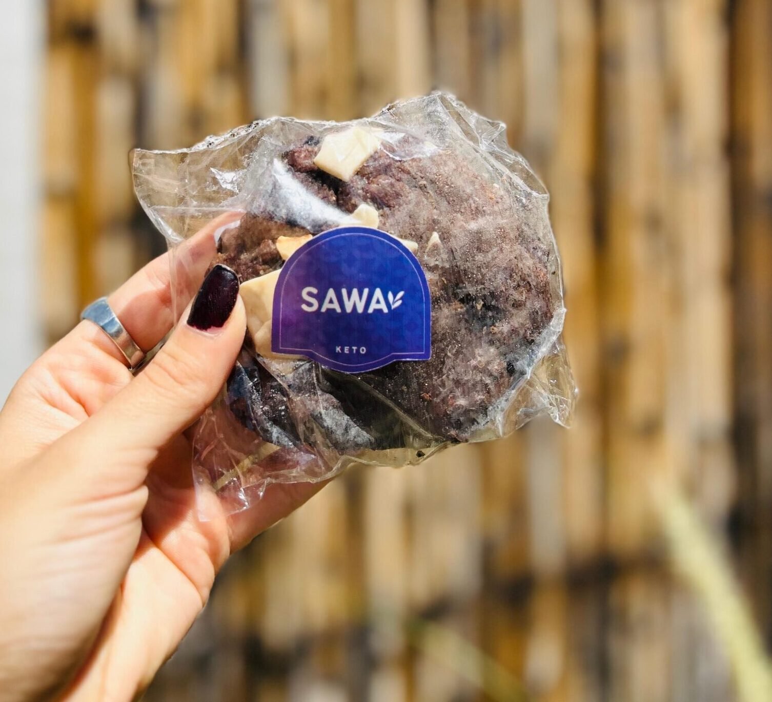 GALLETON KETO SAWA CHOCOLATE CON CHIPS BLANCOS