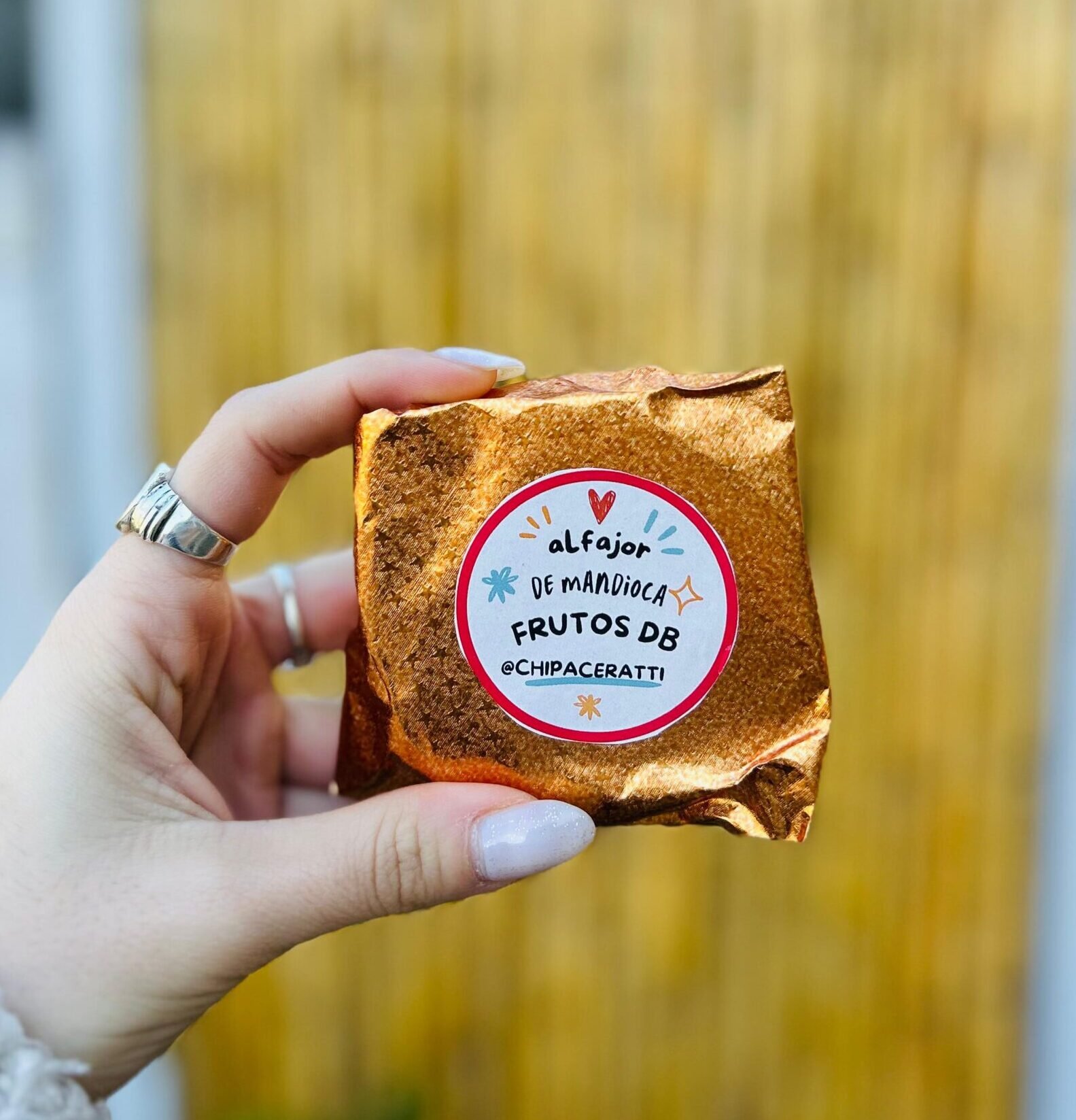 ALFAJOR FRUTOS DEL BOSQUE CHIPACERATTI
